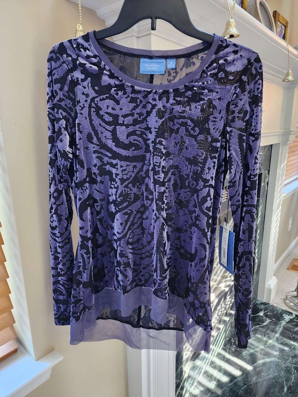 NWT Simply Vera Vera Wang Purple Velvet Burnout Long-Sleeve Top Tee Sz M